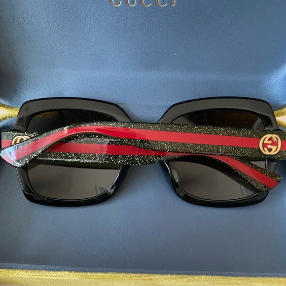 Sunglasses - Picture 1 of 6